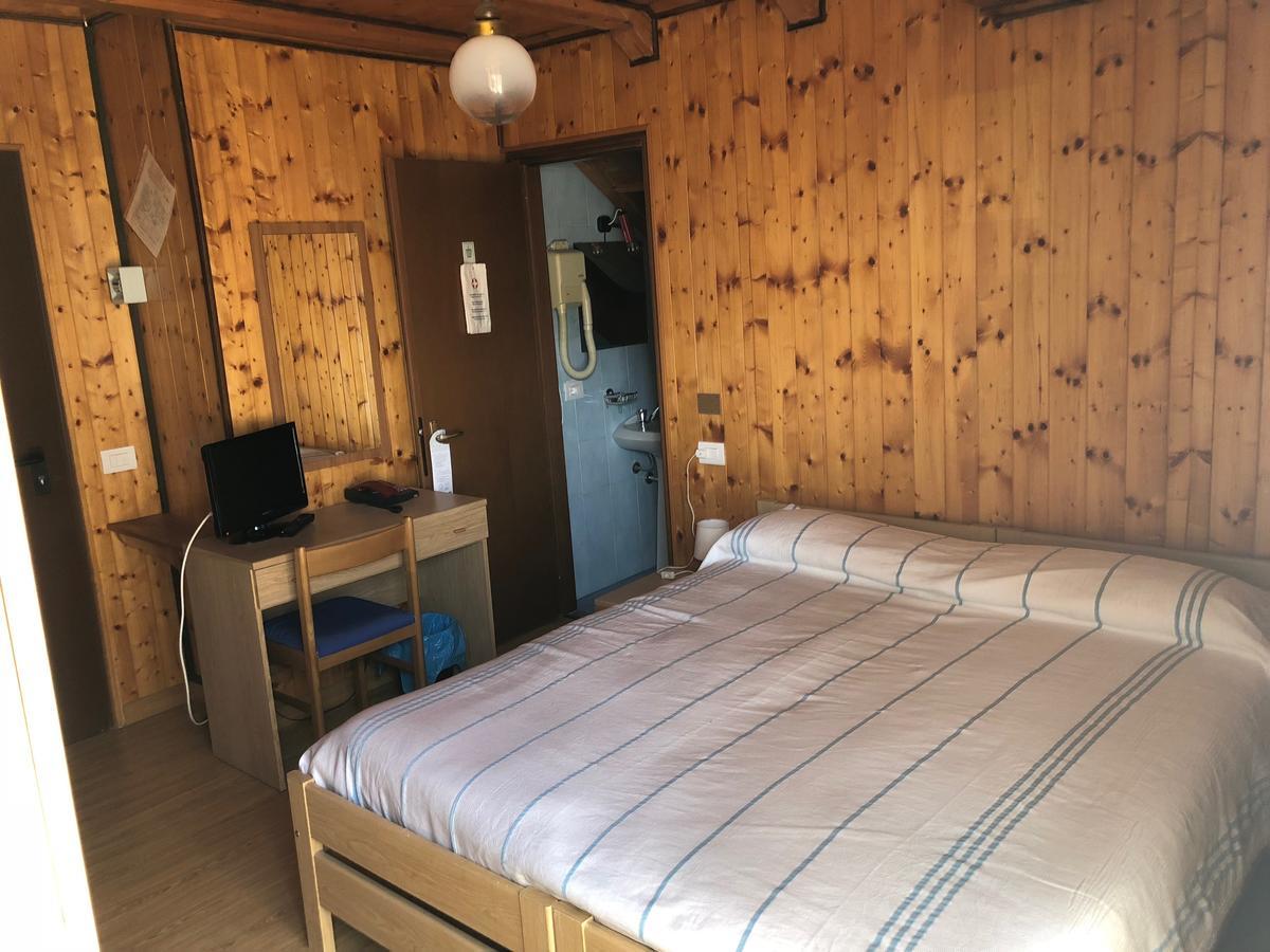 Albergo La Perla Craveggia Ngoại thất bức ảnh